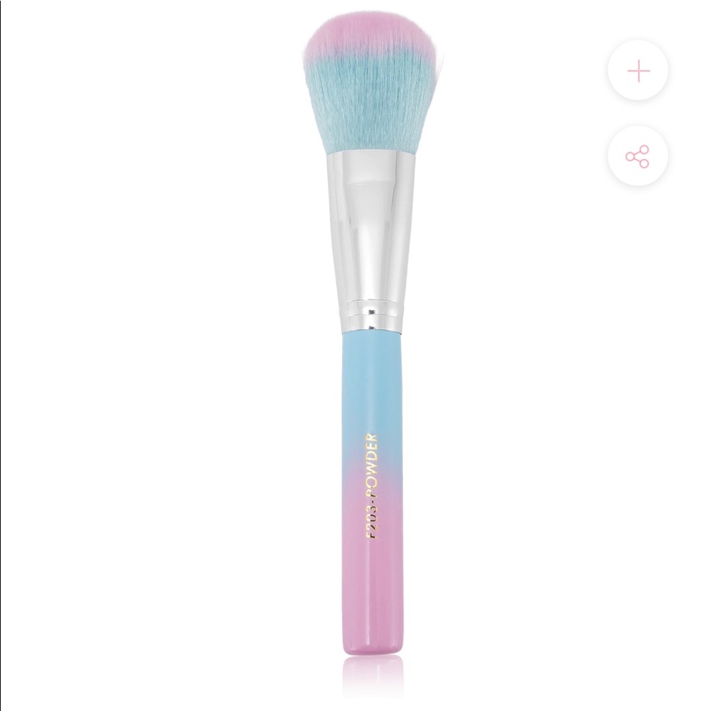 Brand new in package The beauty Crop F203 powder brush